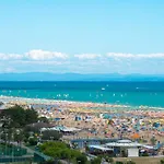 Comfortable With A Shared Pool-beahost * Bibione