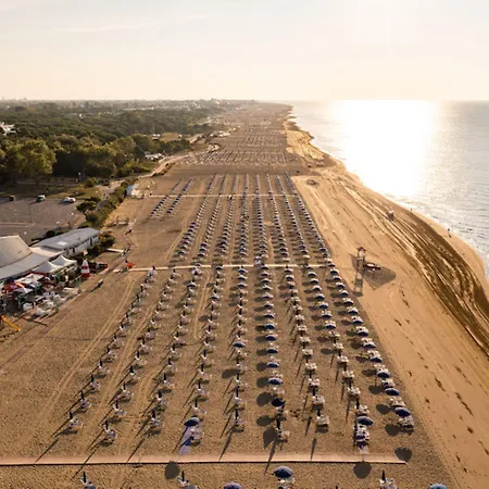 Apartmán Comfortable With A Shared Pool-beahost *